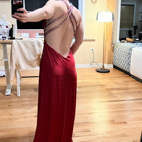 La  Femme coral crystal crossed straps back slit dress - Picture 9 of 10